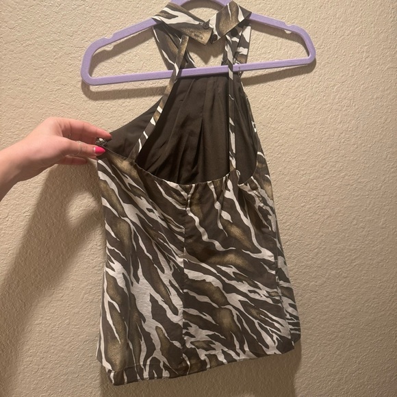 100% Silk Halter Neck Tank size 6 - Picture 6 of 7